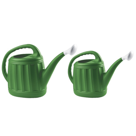 2x plastic watering cans 7 and 10 liters green