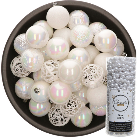 Plastic christmas baubles 6 cm incl. bead garland pearlescent white