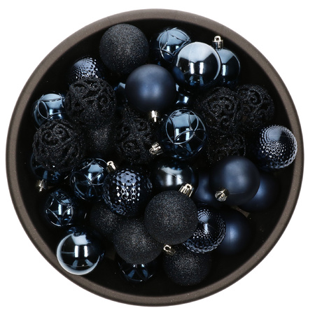 74x stuks kunststof kerstballen mix van donkerblauw en parelmoer wit 6 cm