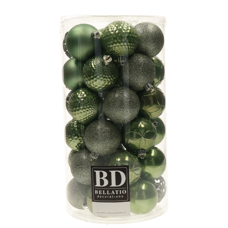 74x stuks kunststof kerstballen mix salie groen en lichtroze 6 cm