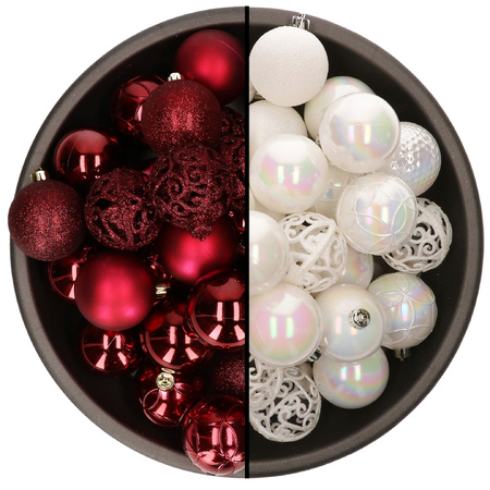 74x stuks kunststof kerstballen mix van parelmoer wit en donkerrood 6 cm